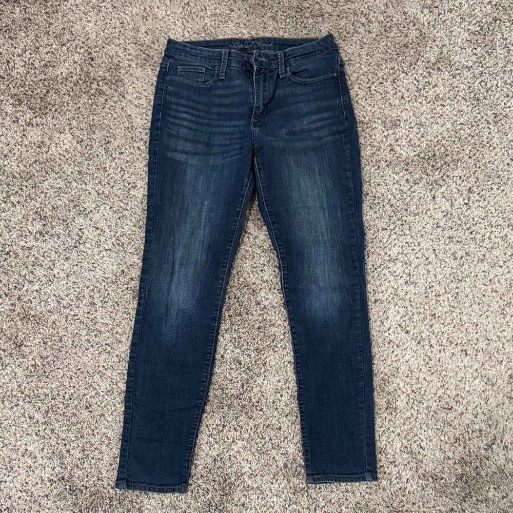 Universal Thread Mid-Rise Skinny Jeans – Size 6/28R